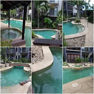 Jackies Cairns