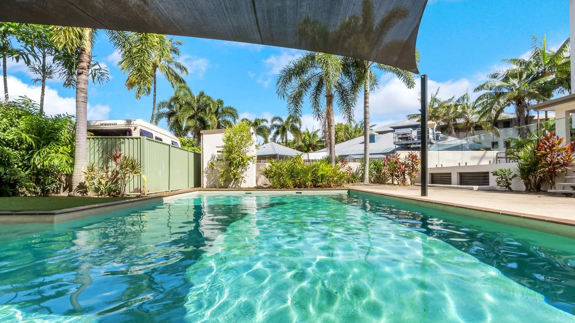 'Serenity At The Edge' A Private Poolside Apartment Cairns Australia